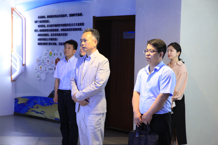 駐省國資委紀檢監察組到陜西糧農集團調研檢查指導工作