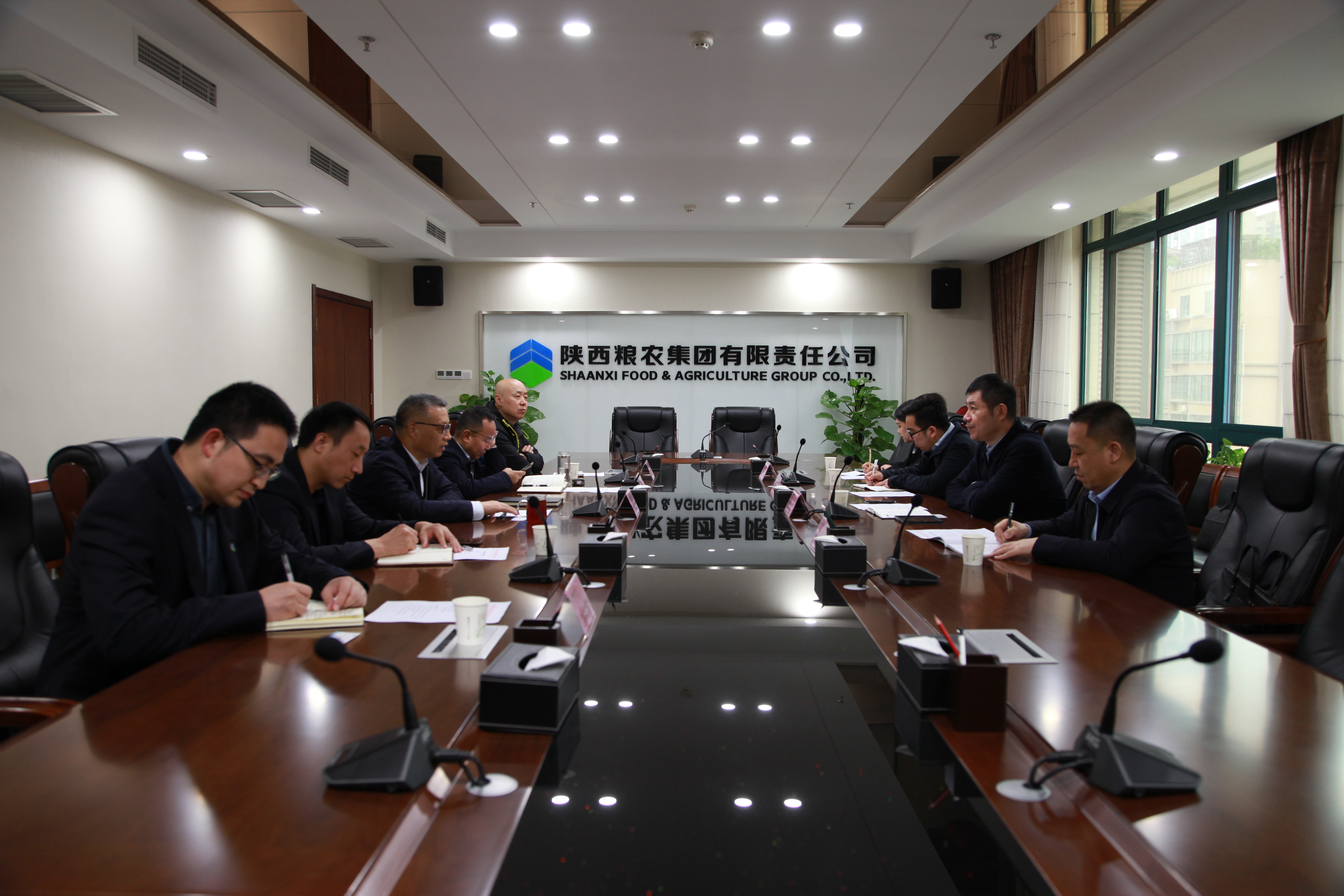 劉利民會見大禹節水集團總裁謝永生一行